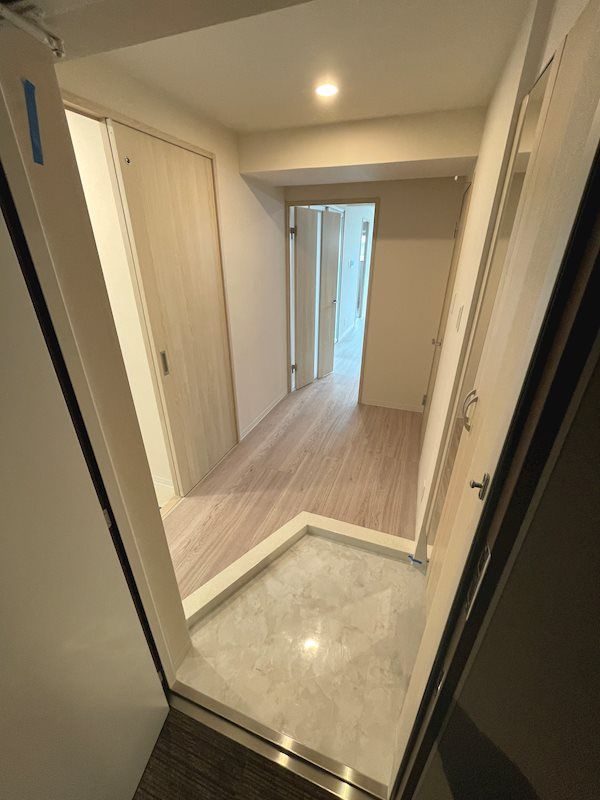 玄関　ヒュッゲプラス　北区上十条３