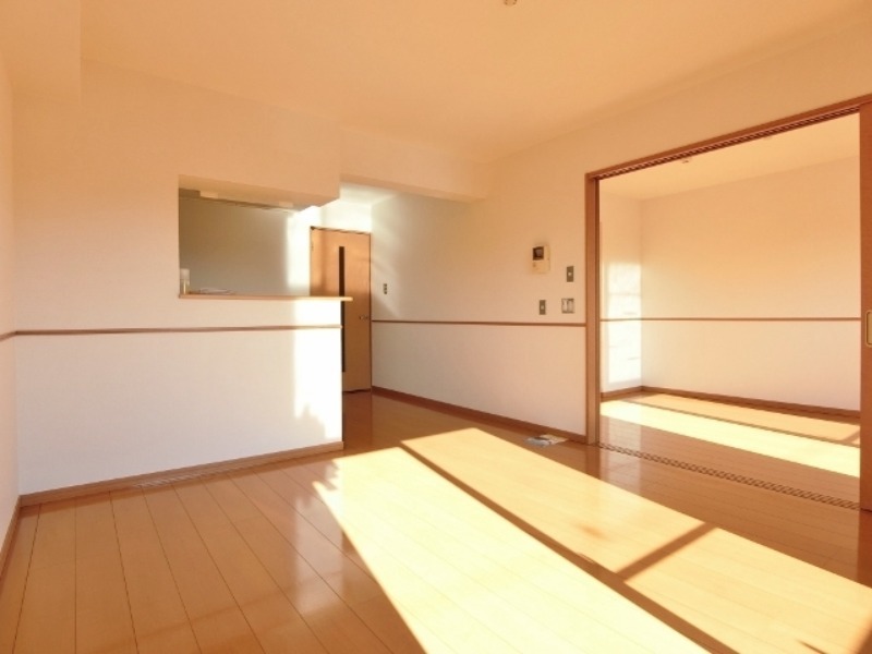 居室・リビング　図面と現状に相違がある場合には現状を優先