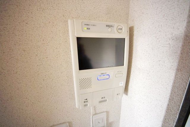セキュリティ　同物件別部屋写真