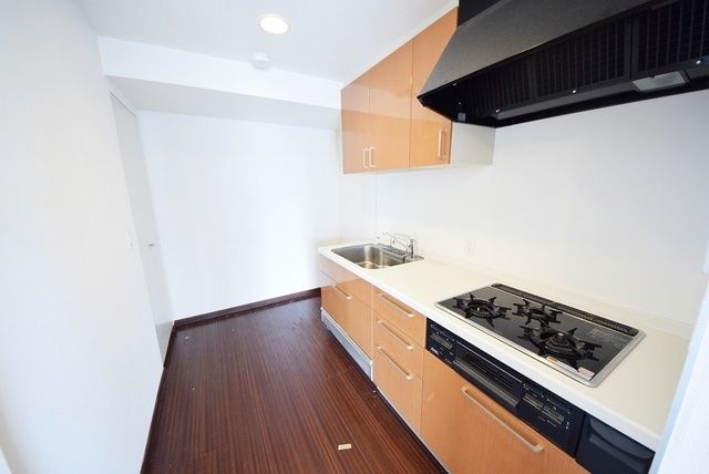 キッチン　お問合せは(株)タウンハウジングレジデンス事業部　赤坂店・…