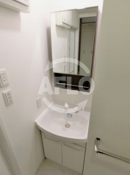 洗面設備　ルネ日本橋アネーロ　洗面台