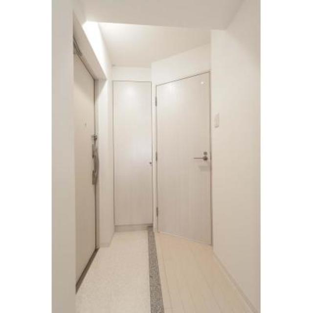 玄関　※写真は同タイプ住戸です。