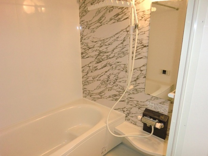 バス・シャワールーム　一坪タイプ浴室