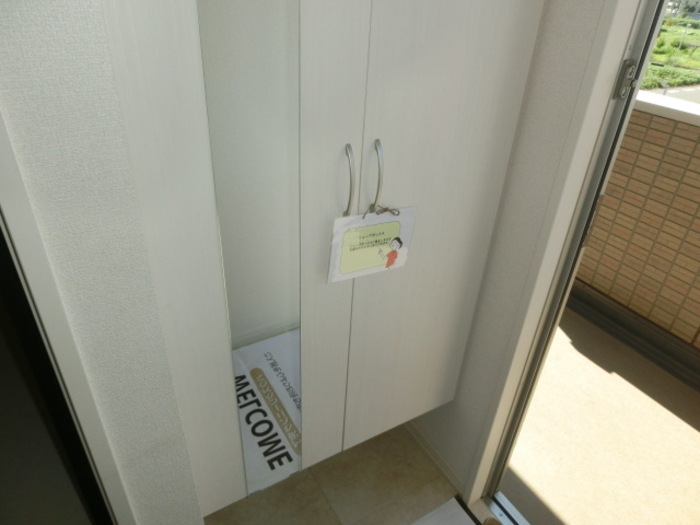玄関　シューズボックス