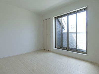 居室・リビング　☆明るい洋室☆