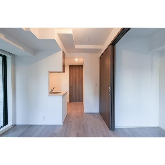 居室・リビング　☆陽の差し込む明るいリビング☆