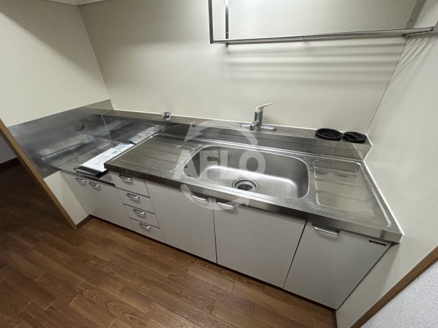 キッチン　ファミーユ西梅田　キッチン
