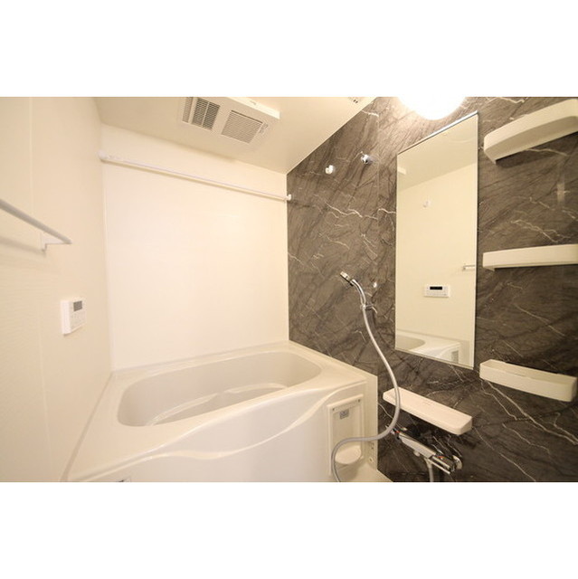 バス・シャワールーム　当社提携物件の為、どこよりも安く安心してご契約可能です。