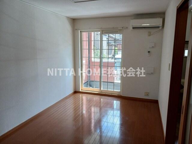 居室・リビング　リビングは１１．３帖です＊