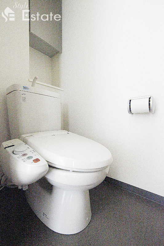 トイレ　温水洗浄便座付