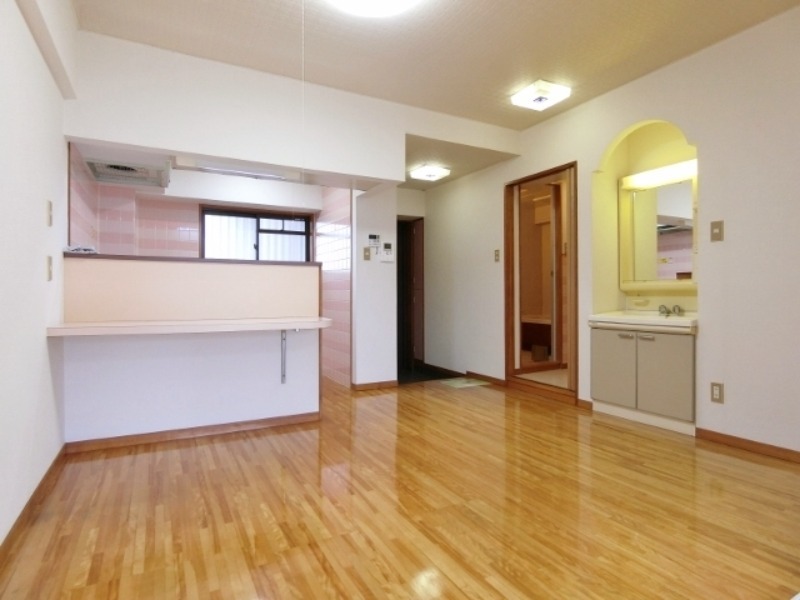 居室・リビング　図面と現状に相違がある場合には現状を優先