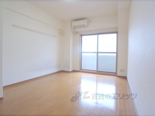 居室・リビング　洋室