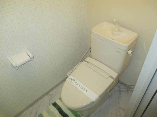 トイレ　内装別号室参照