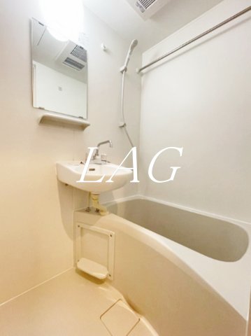 バス・シャワールーム　お風呂です。