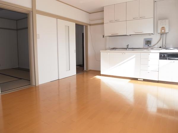 居室・リビング　内装