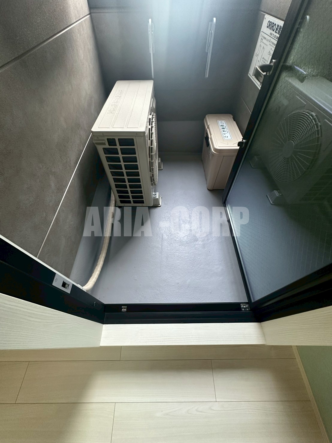 バルコニー　バルコニー、室内物干し、浴室乾燥と3箇所お洗濯物を干せます！