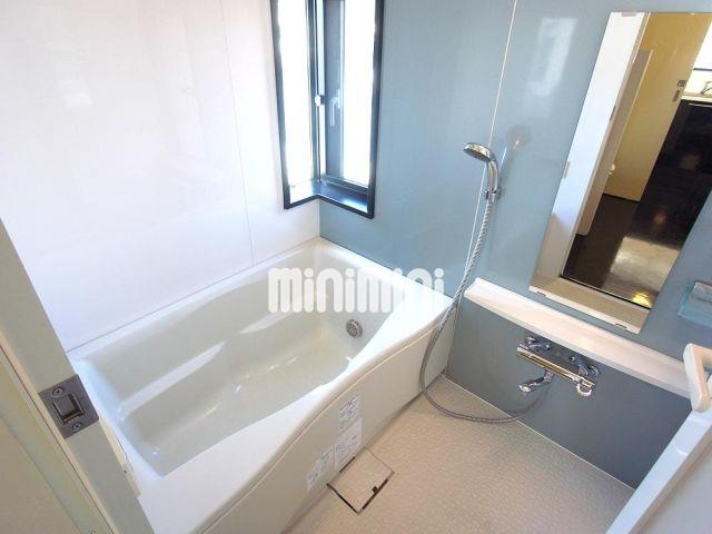 バス・シャワールーム　１日の疲れを洗い流す癒しの空間です