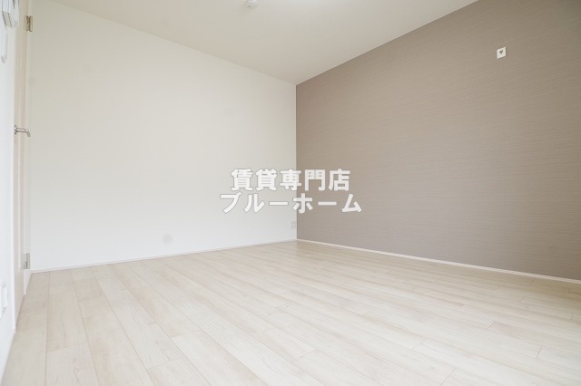 その他部屋・スペース　別角度の洋室です！