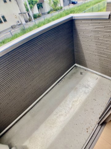 バルコニー　写真は別の部屋のものです。