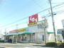 ドラックストア　スギ薬局六田店（ドラッグストア）まで1081m