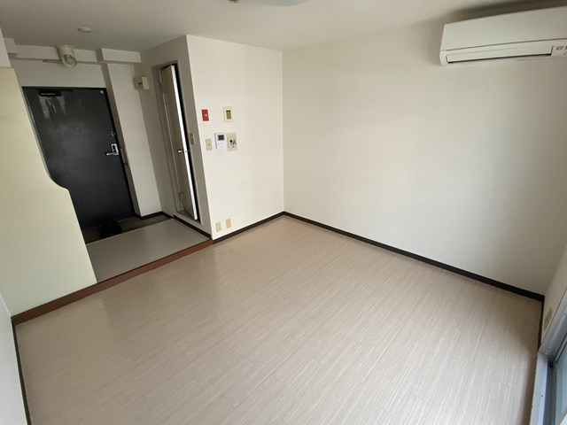 居室・リビング　エアコン付きで初期費用を抑えたい方にもおすすめです。