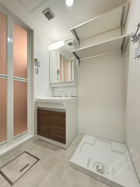 洗面設備　朝の身支度が楽々！！広い洗面＾＾