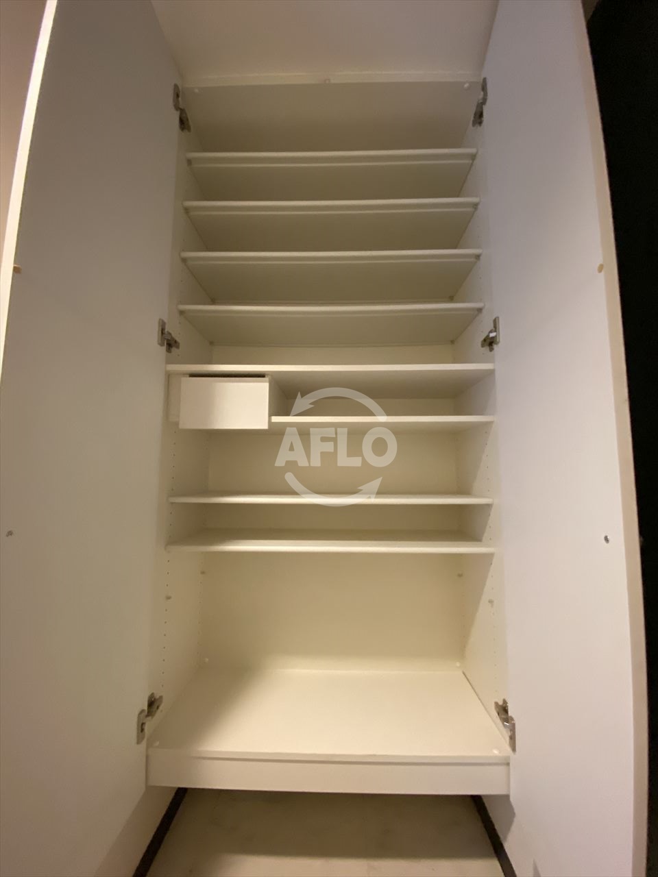 収納　エルセレーノ上本町レジデンス　シューズボックス