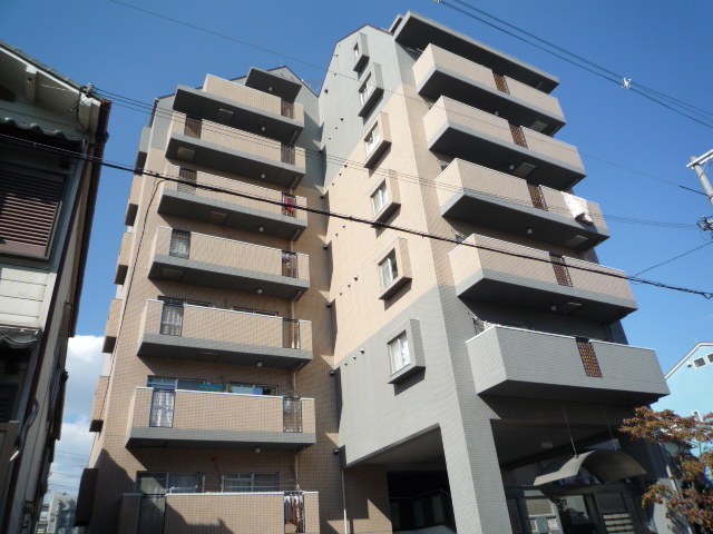 建物外観　キレイな外観