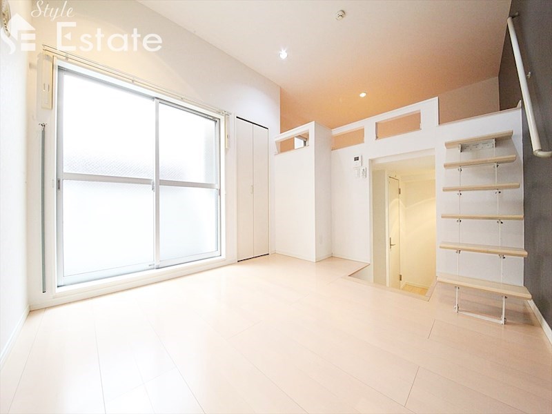 居室・リビング　内装