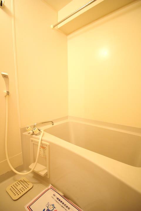 バス・シャワールーム　清潔感あるお風呂♪