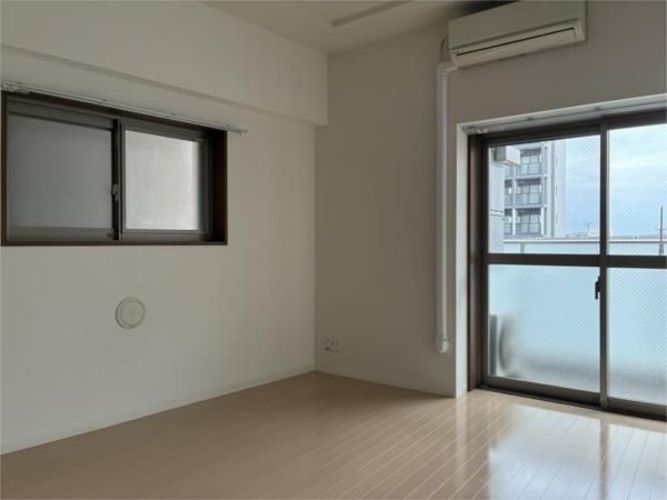 居室・リビング　※別部屋参考写真