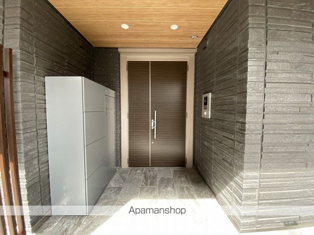 エントランス　エントランス