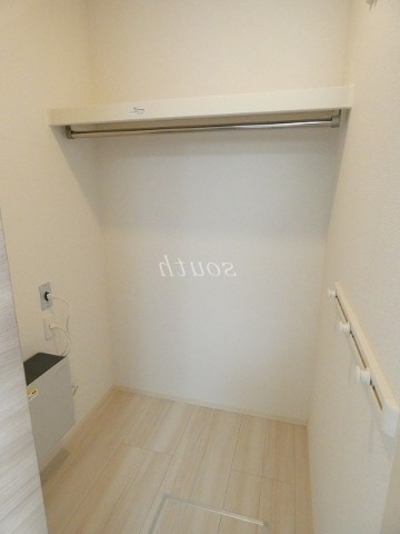 収納　ウォークインクローゼット