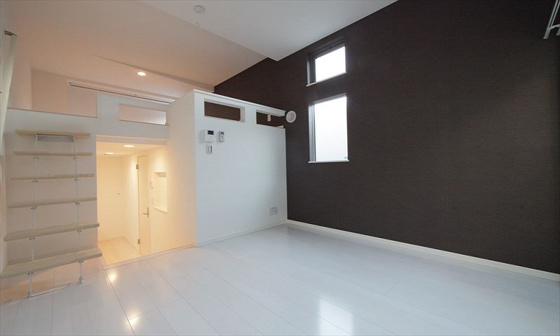 居室・リビング　洋室6.1帖　ロフト5.7帖