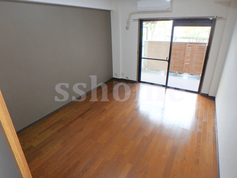 居室・リビング　洋室8帖フローリング☆