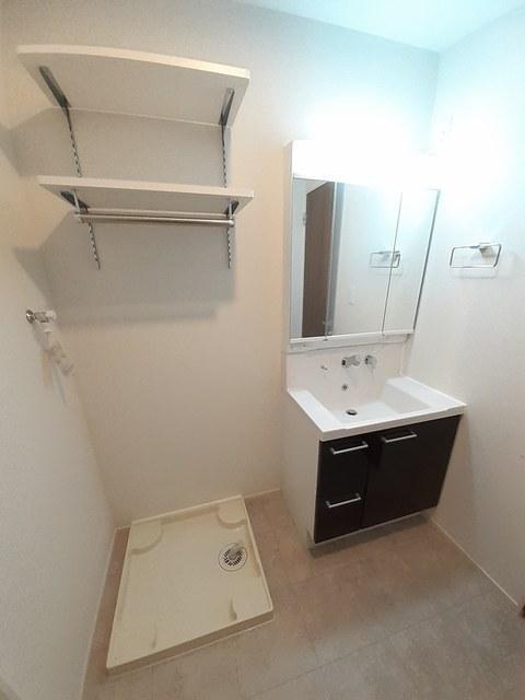 洗面設備　洗髪洗面化粧台