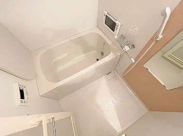 バス・シャワールーム　お風呂で日々の疲れを落としましょう