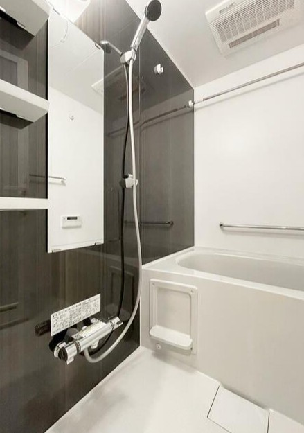 バス・シャワールーム　清潔な浴室！