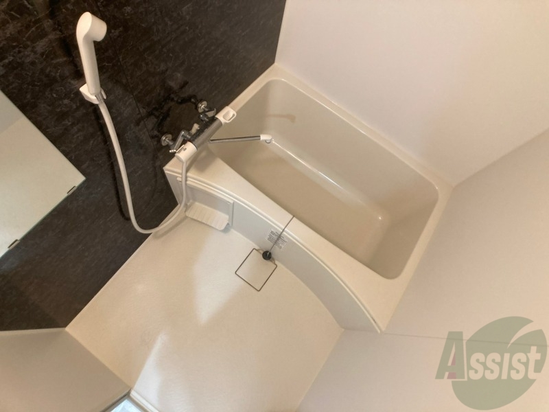 バス・シャワールーム　お風呂です。ゆっくりお風呂につかるのも体に良いですね～