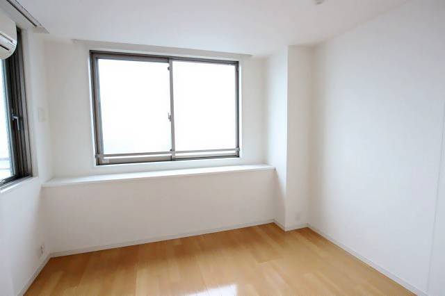 居室・リビング　明るい居室です