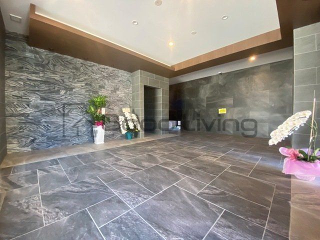 ロビー　我が家へようこそ