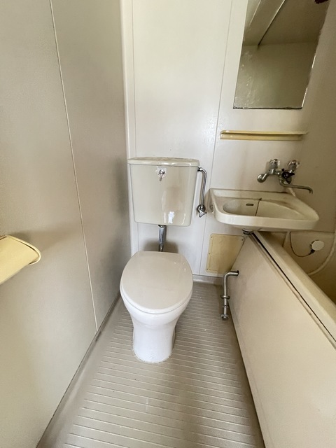 トイレ　別部屋参考写真です