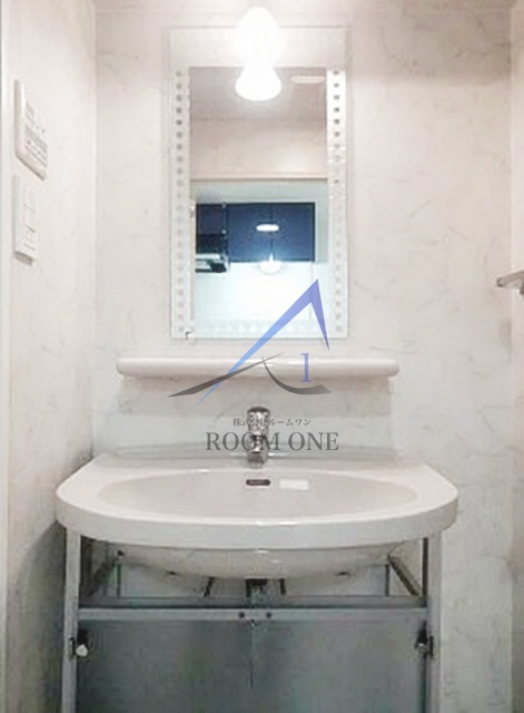 洗面設備　洗面台です。