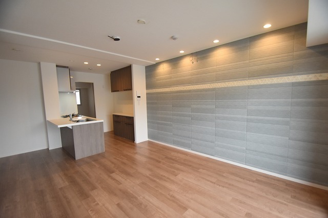 居室・リビング　広々リビング15.8帖・日当良好！