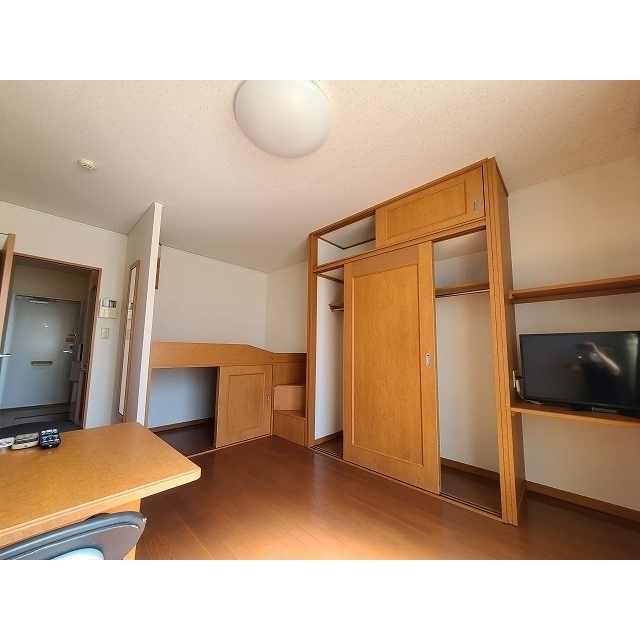 居室・リビング　※別部屋の参考写真になります。