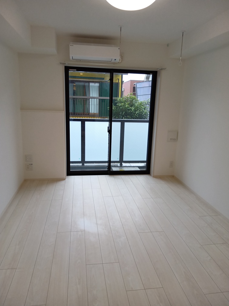 居室・リビング　同物件別部屋参考写真