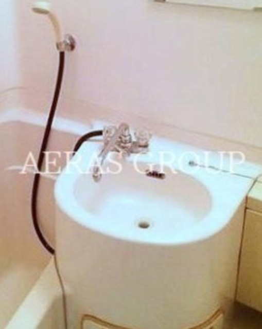 洗面設備　同仕様