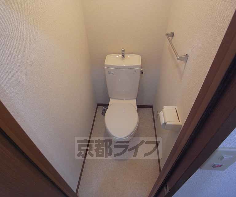 トイレ　清潔感のあるトイレです。
