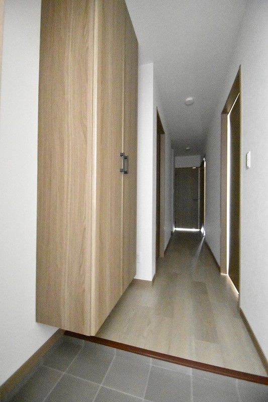 玄関　レジデンス花柳Ａ