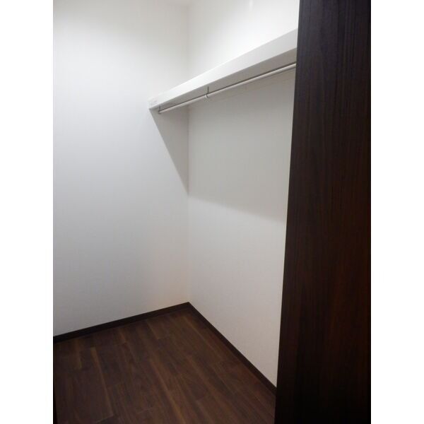 収納　ウォークインクローゼット♪